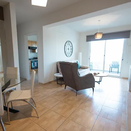 Maestro Iii Apartamento Larnaca
