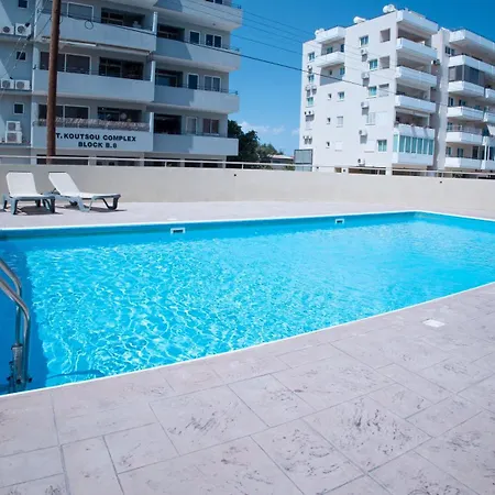 Apartamento Maestro Iii Larnaca