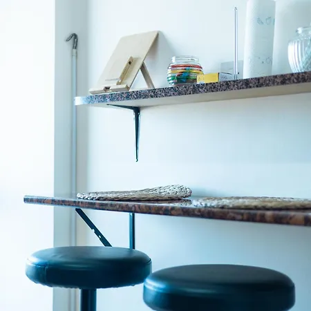 Maestro Iii * Ларнака