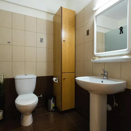 Maestro Iii * Ларнака