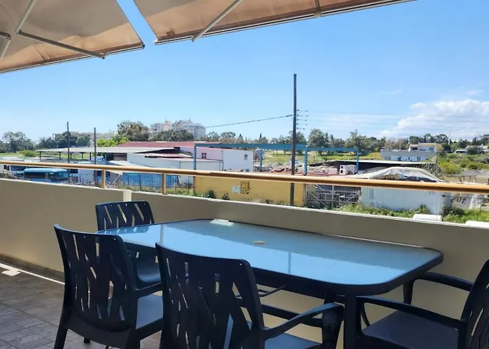 Maestro Iii لارنكا